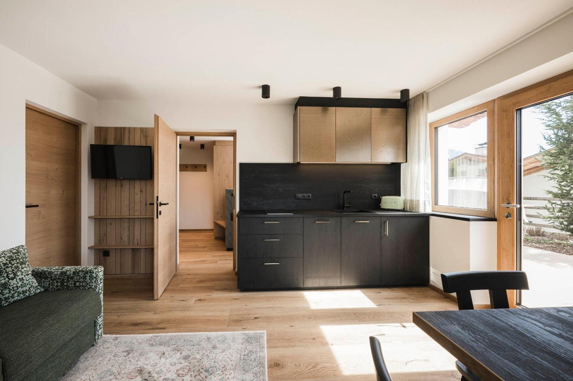 Pension Haus Tirol 라이온 외부 사진