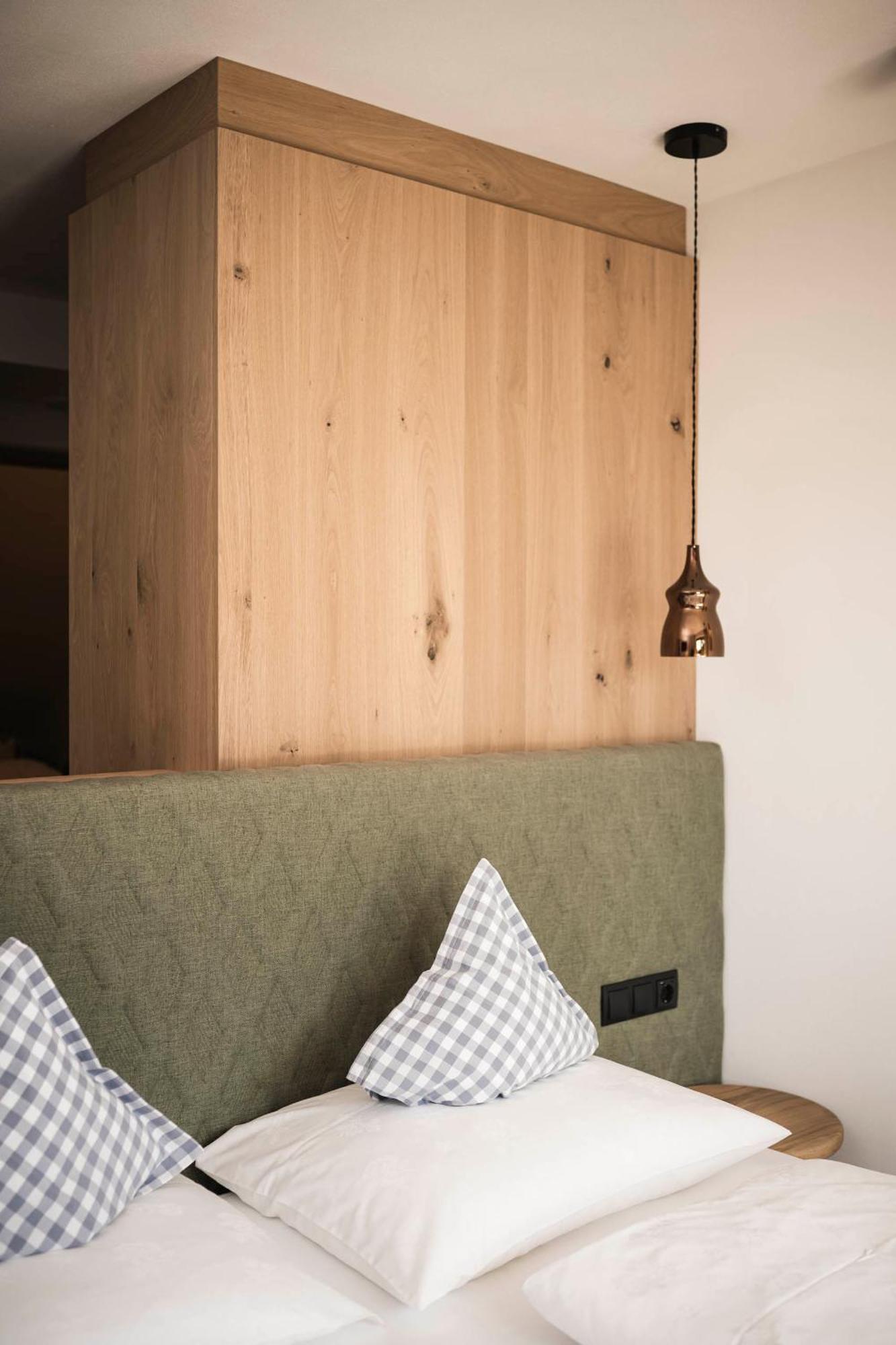 Pension Haus Tirol 라이온 외부 사진