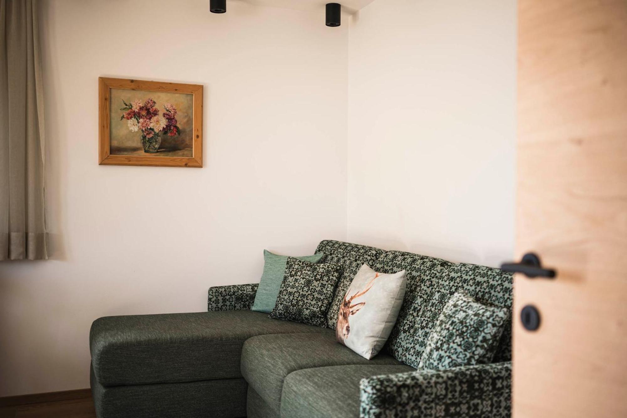 Pension Haus Tirol 라이온 외부 사진