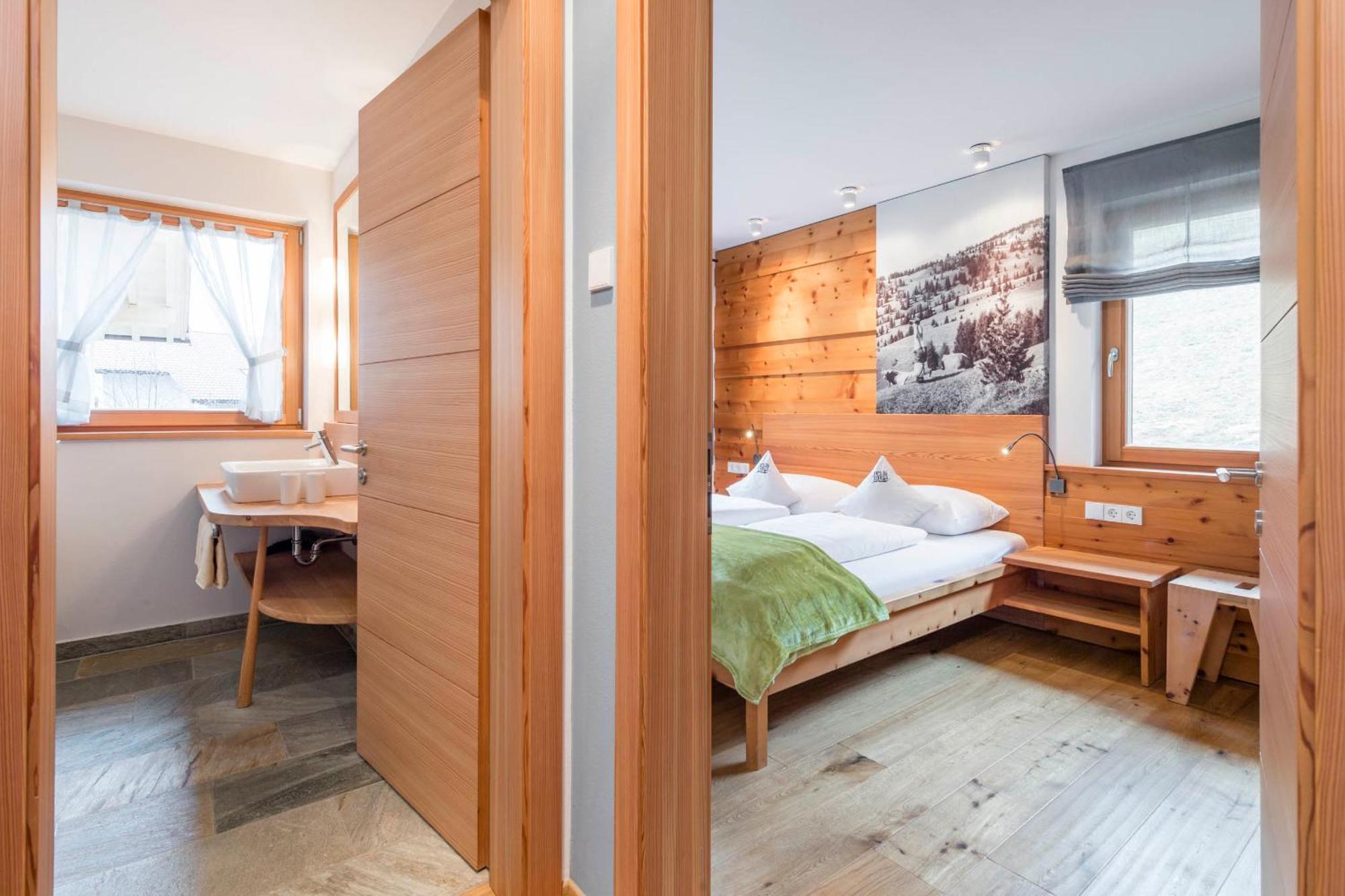 Pension Haus Tirol 라이온 외부 사진